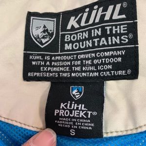 Light weight coat/jacket